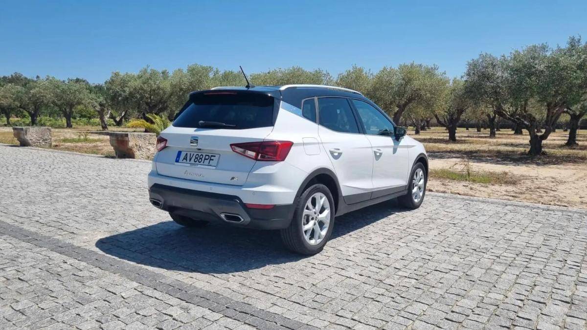 seat-arona-2022-gasolina-999cc