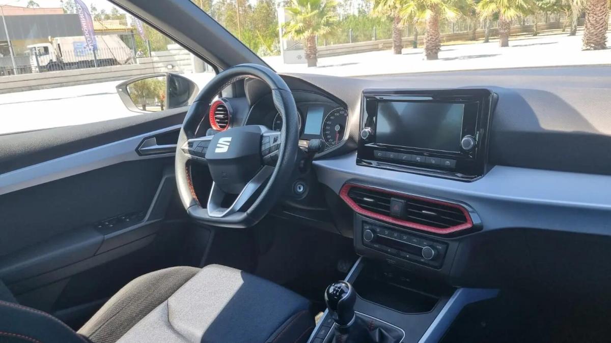 seat-arona-2022-gasolina-999cc
