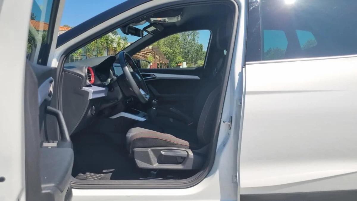 seat-arona-2022-gasolina-999cc