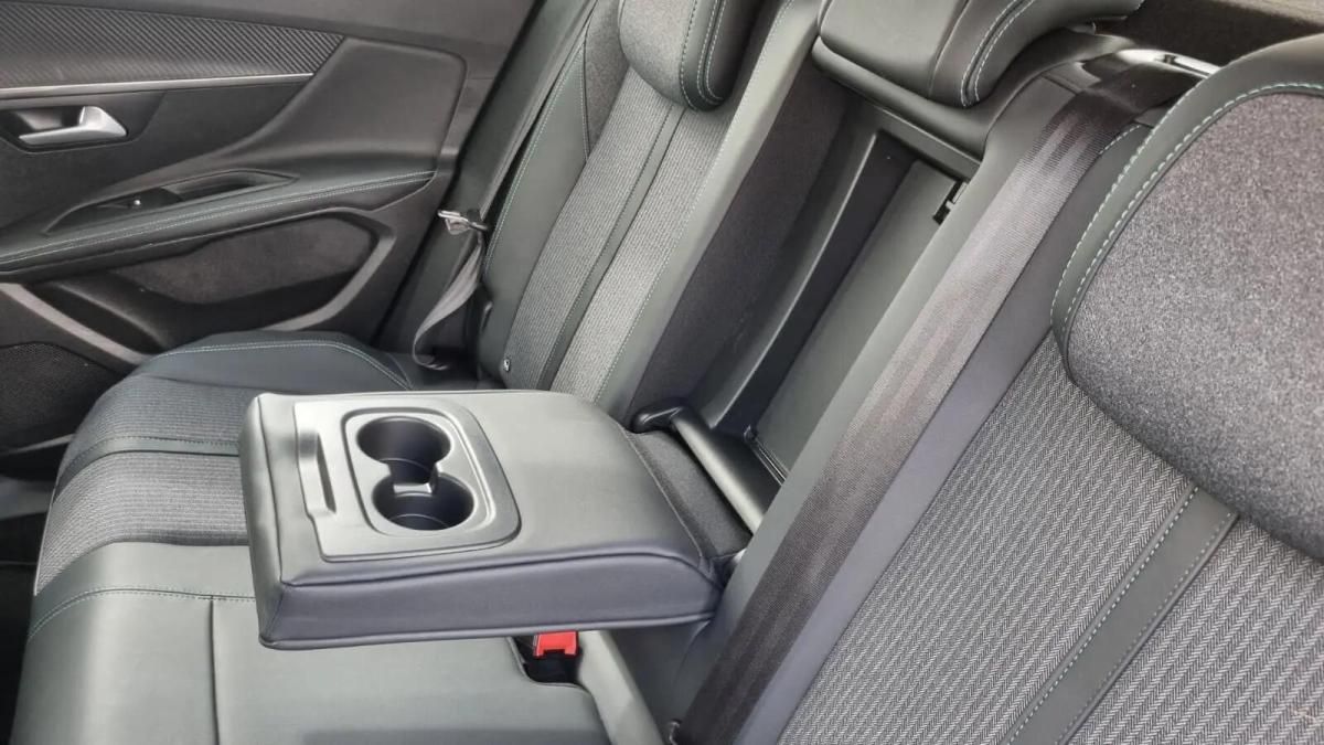 peugeot-3008-2022-hibrido-a-gasolina-1598cc