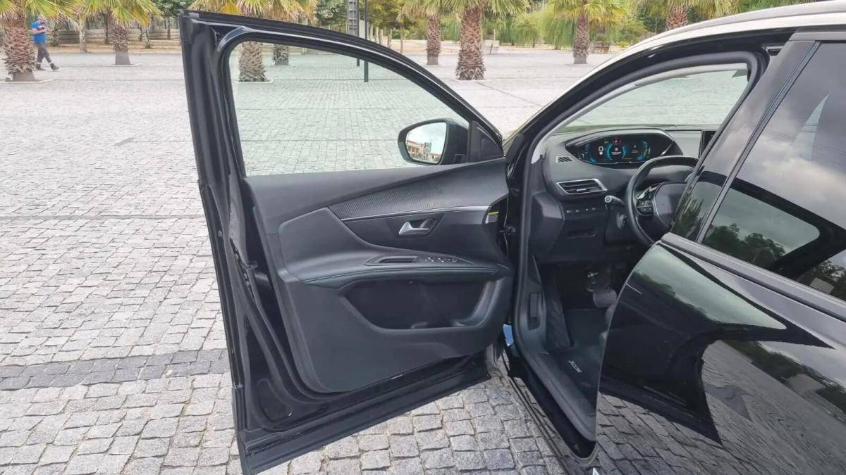 peugeot-3008-2022-hibrido-a-gasolina-1598cc