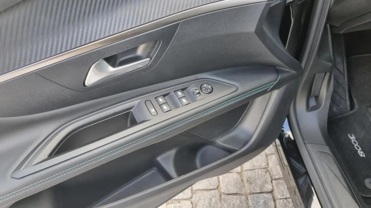 peugeot-3008-2022-hibrido-a-gasolina-1598cc