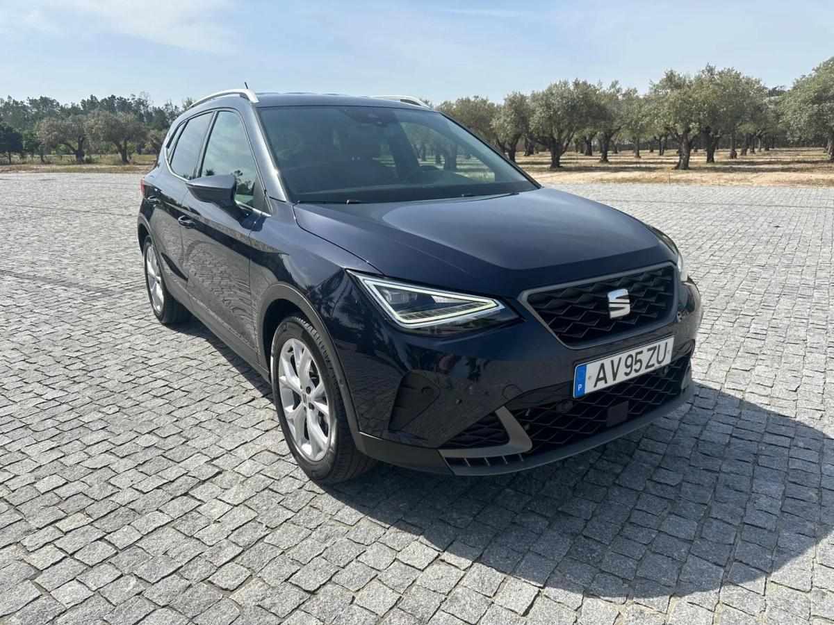 seat-arona-2023-gasolina-999cc