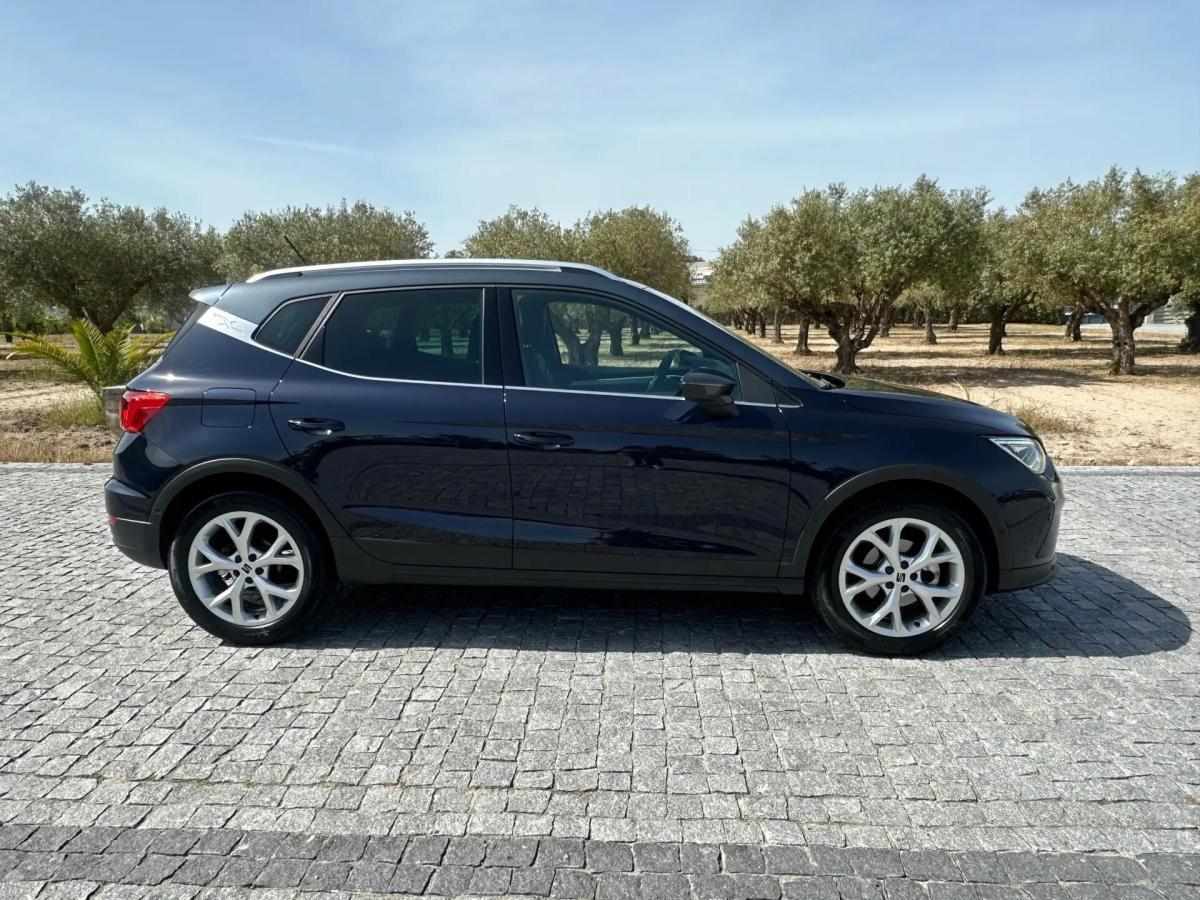 seat-arona-2023-gasolina-999cc