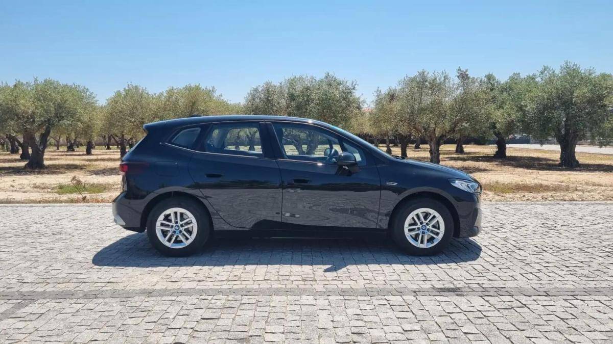 bmw-serie-2-225e-xdrive-2023-hibrido-a-gasolina-1499cc
