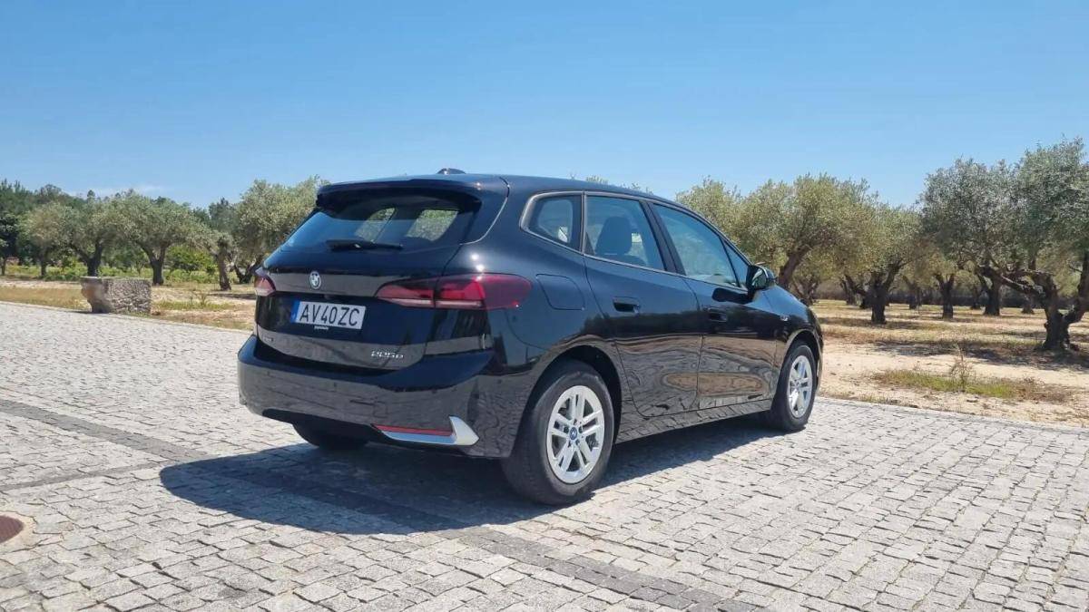 bmw-serie-2-225e-xdrive-2023-hibrido-a-gasolina-1499cc