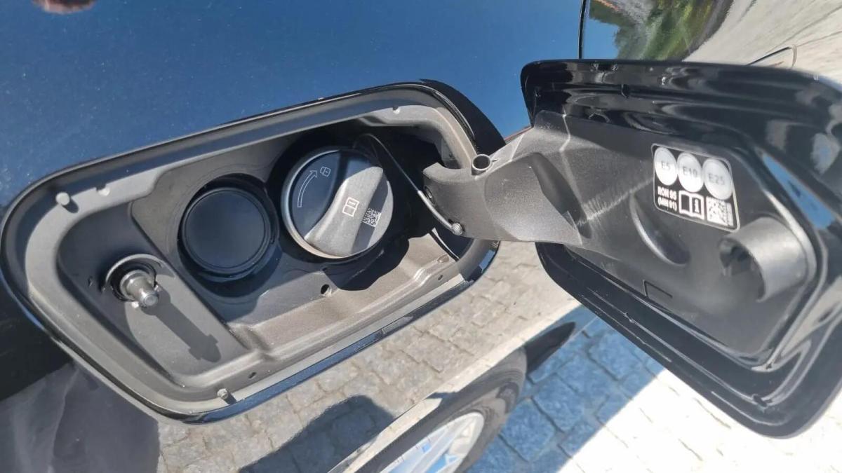 bmw-serie-2-225e-xdrive-2023-hibrido-a-gasolina-1499cc