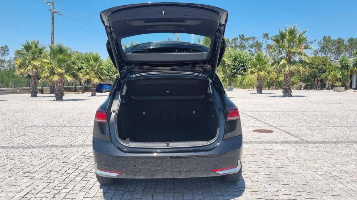 bmw-serie-2-225e-xdrive-2023-hibrido-a-gasolina-1499cc