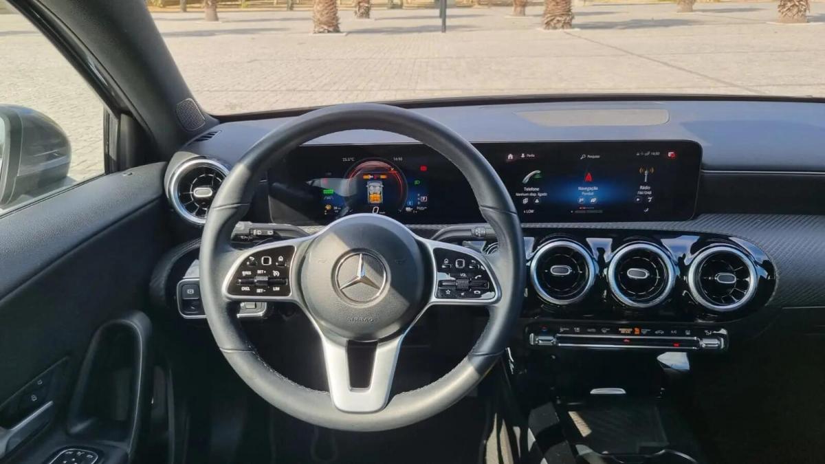 mercedes-benz-classe-a-a-250-e-2022-hibrido-a-gasolina-1332cc