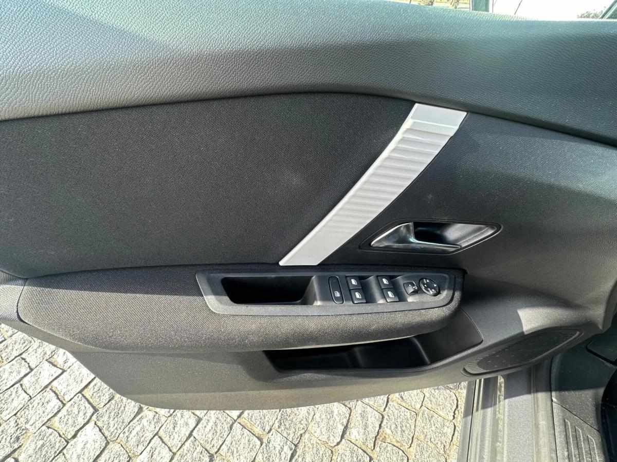 citroen-c4-2025-gasolina-1199cc
