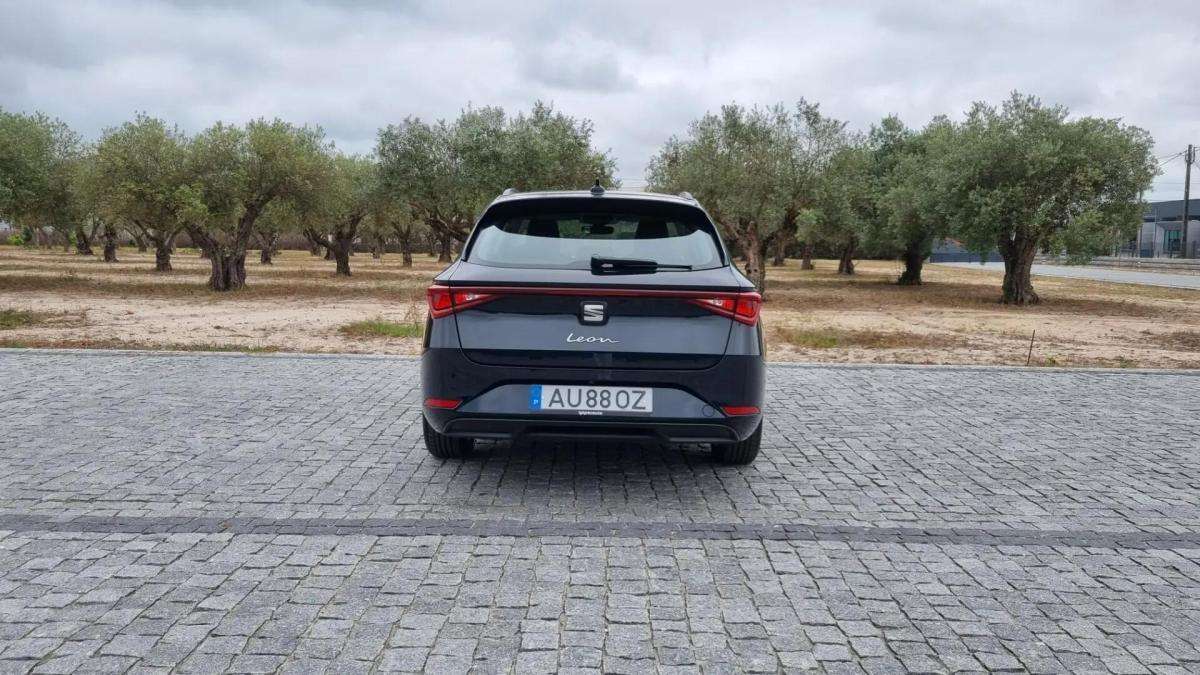 seat-leon-st-2022-gasolina-999cc