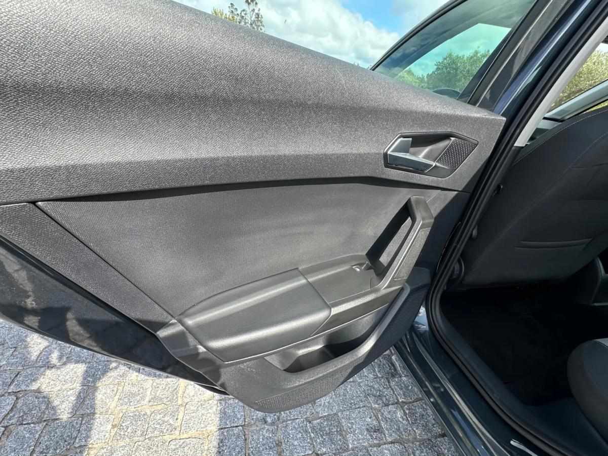 seat-leon-st-2022-gasolina-999cc