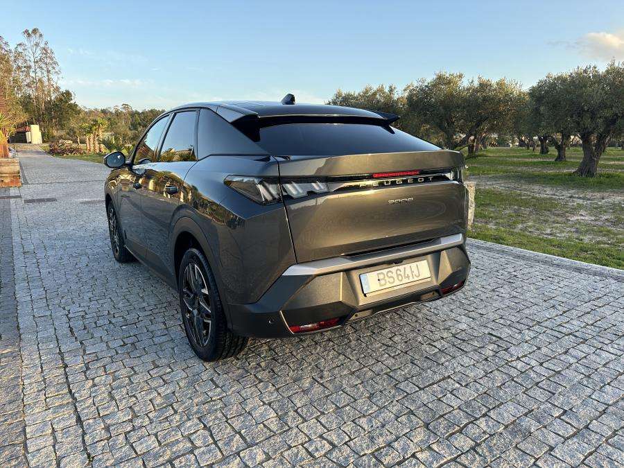 peugeot-3008-2025-gasolina-1199cc