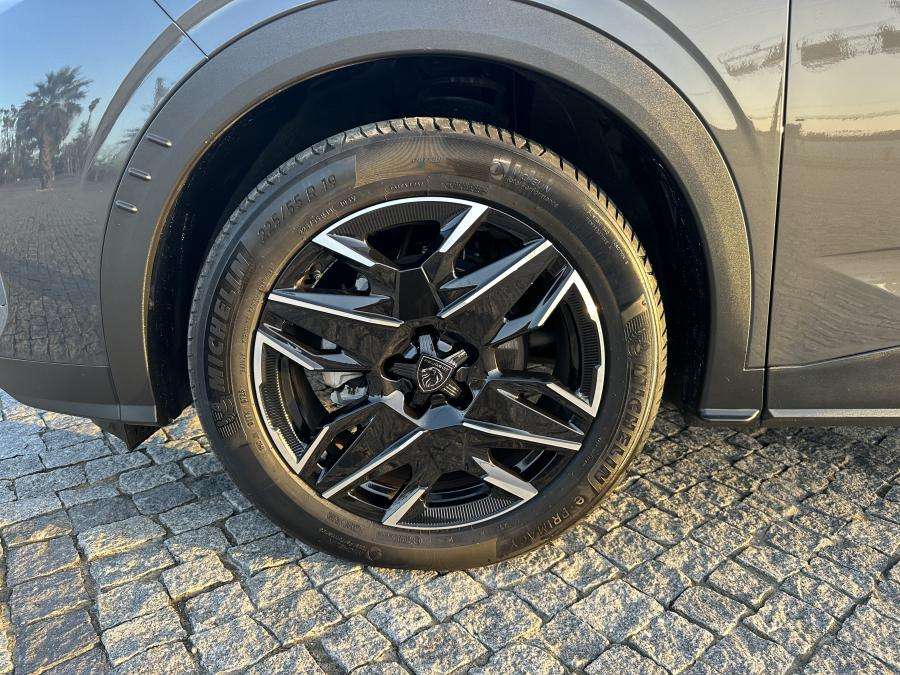 peugeot-3008-2025-gasolina-1199cc