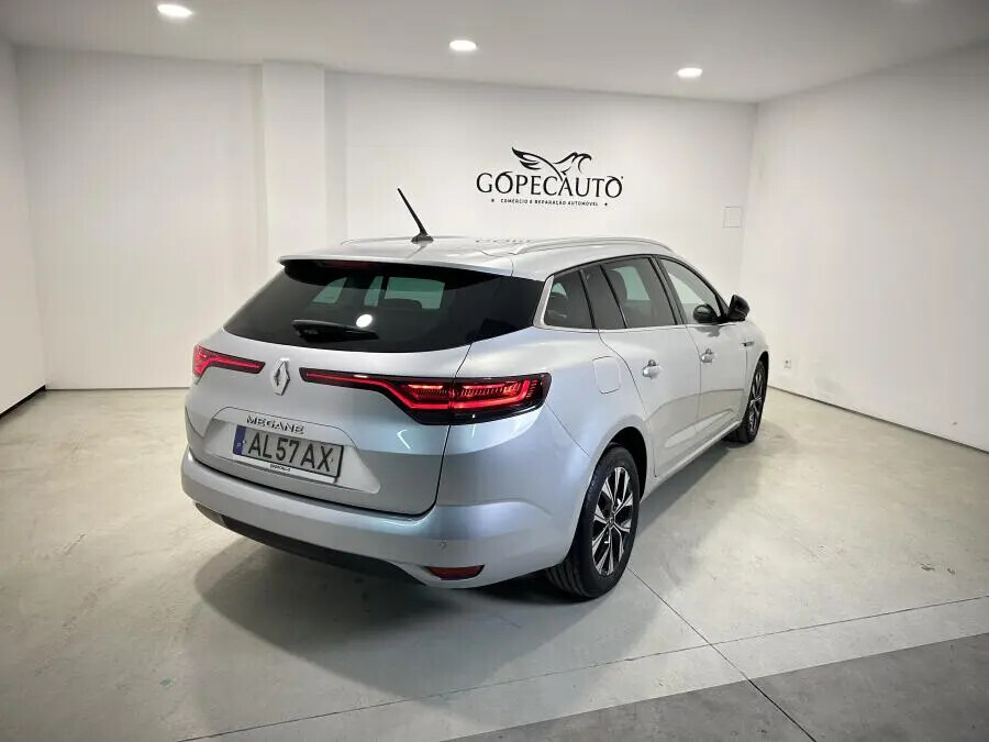 renault-megane-sport-tourer-2021-diesel-1461cc