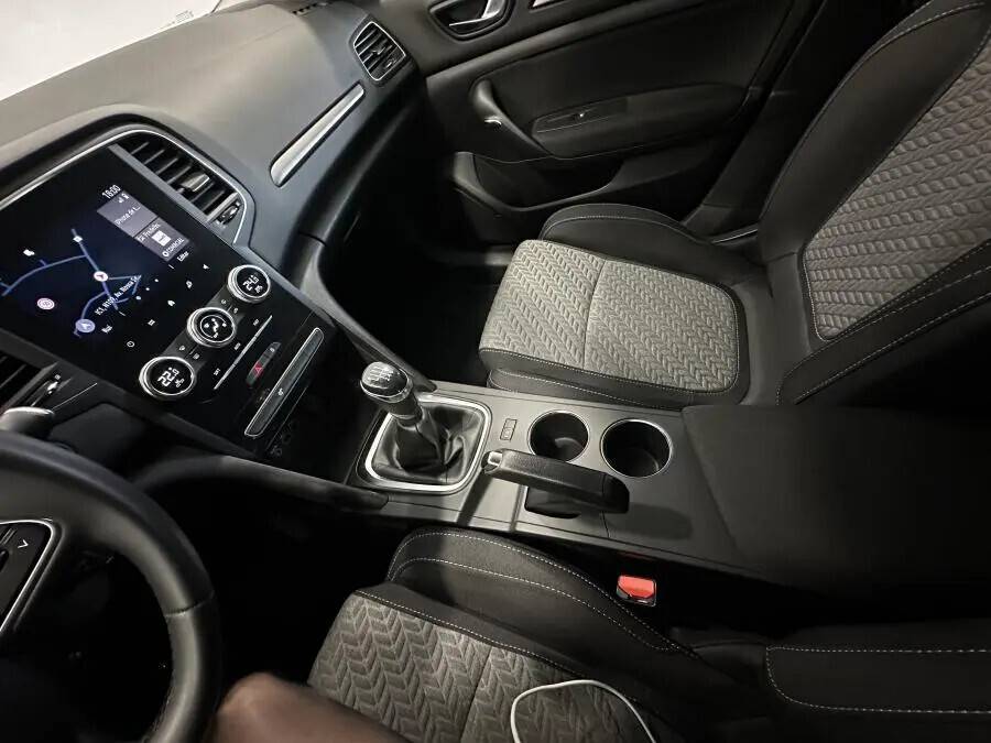 renault-megane-sport-tourer-2021-diesel-1461cc