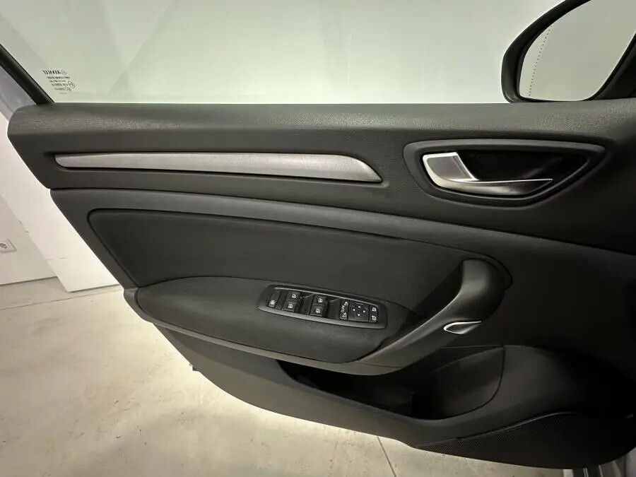 renault-megane-sport-tourer-2021-diesel-1461cc