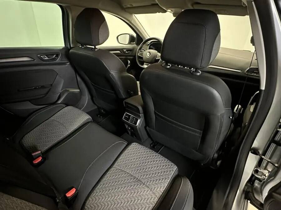 renault-megane-sport-tourer-2021-diesel-1461cc