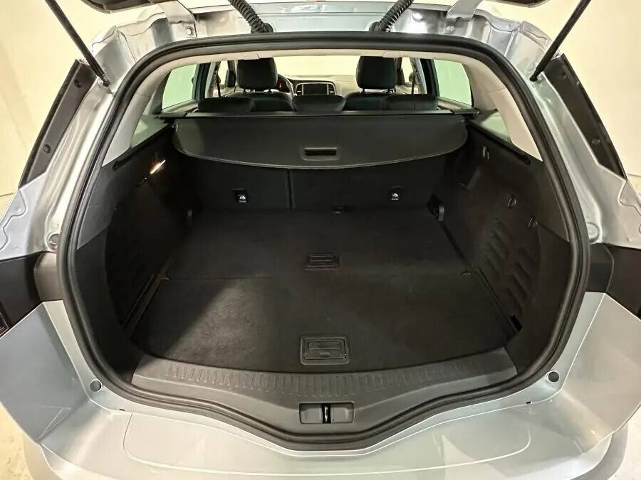 renault-megane-sport-tourer-2021-diesel-1461cc