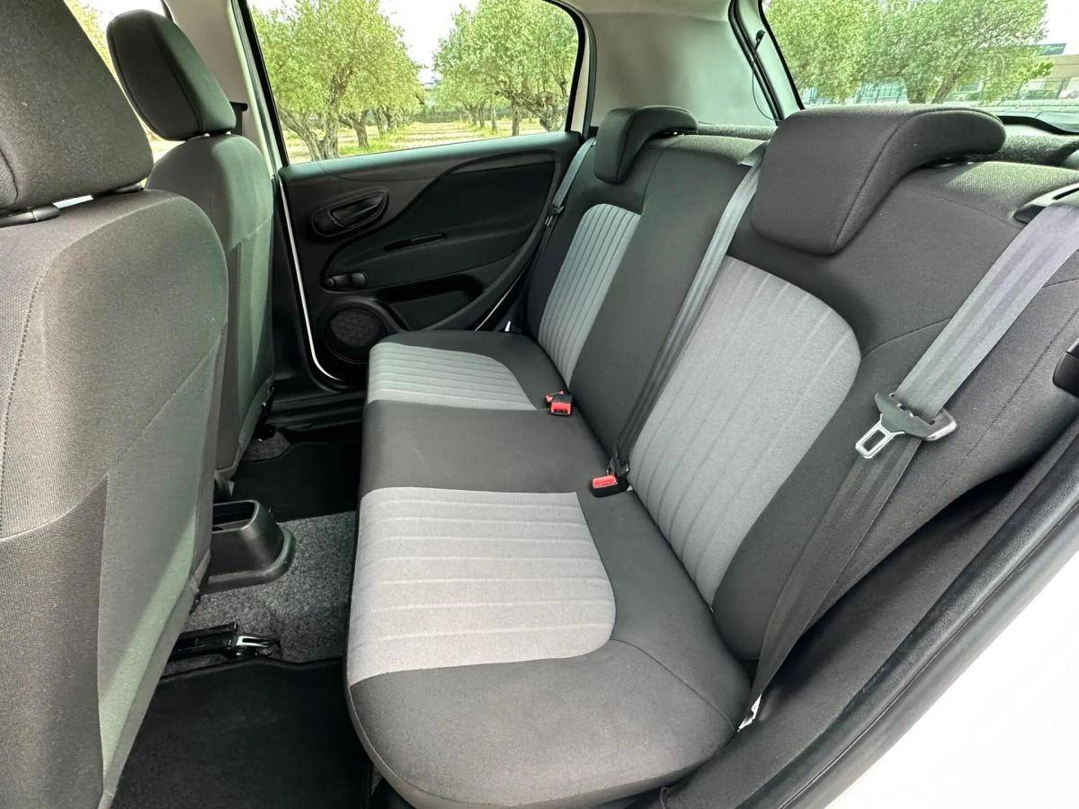 fiat-punto-2018-gasolina-1242cc