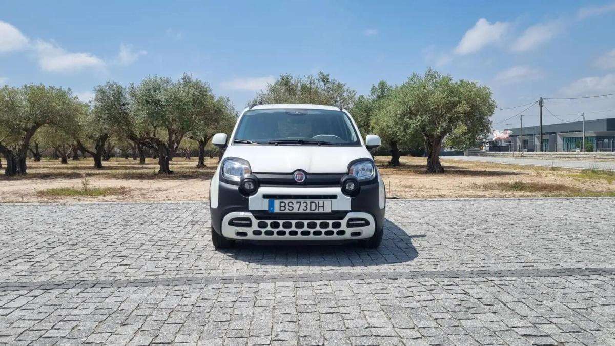 fiat-panda-2025-hibrido-a-gasolina-999cc