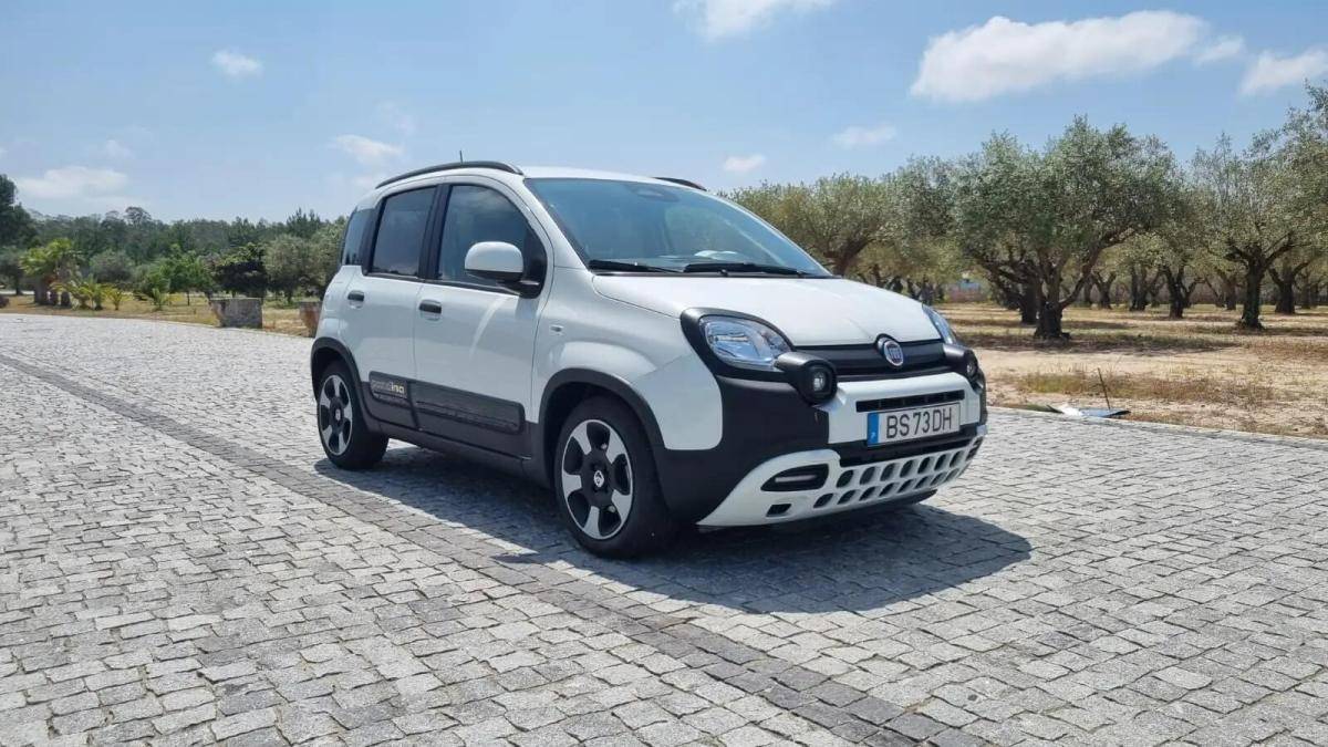 fiat-panda-2025-hibrido-a-gasolina-999cc