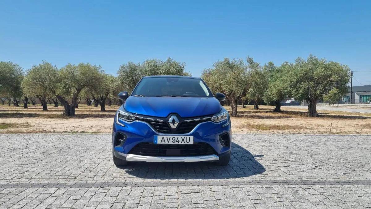 renault-captur-2023-hibrido-a-gasolina-1789cc