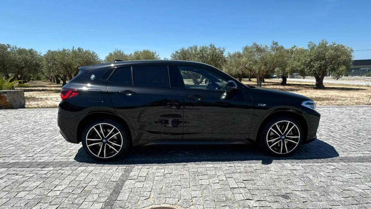 bmw-x2-xdrive25e-2022-hibrido-a-gasolina-1499cc