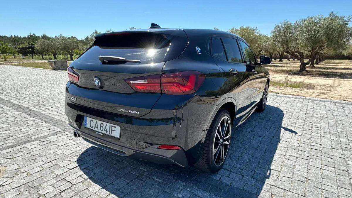 bmw-x2-xdrive25e-2022-hibrido-a-gasolina-1499cc