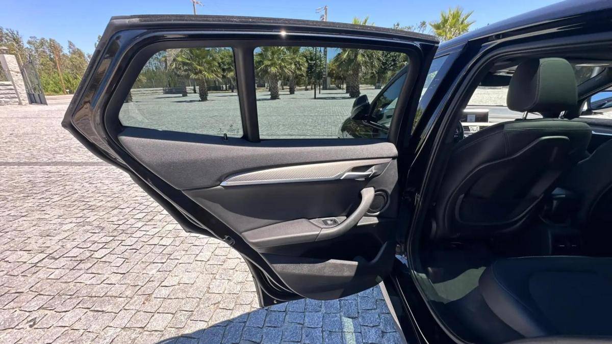 bmw-x2-xdrive25e-2022-hibrido-a-gasolina-1499cc