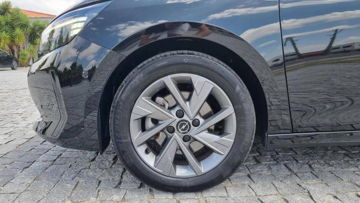 opel-corsa-2025-gasolina-1199cc