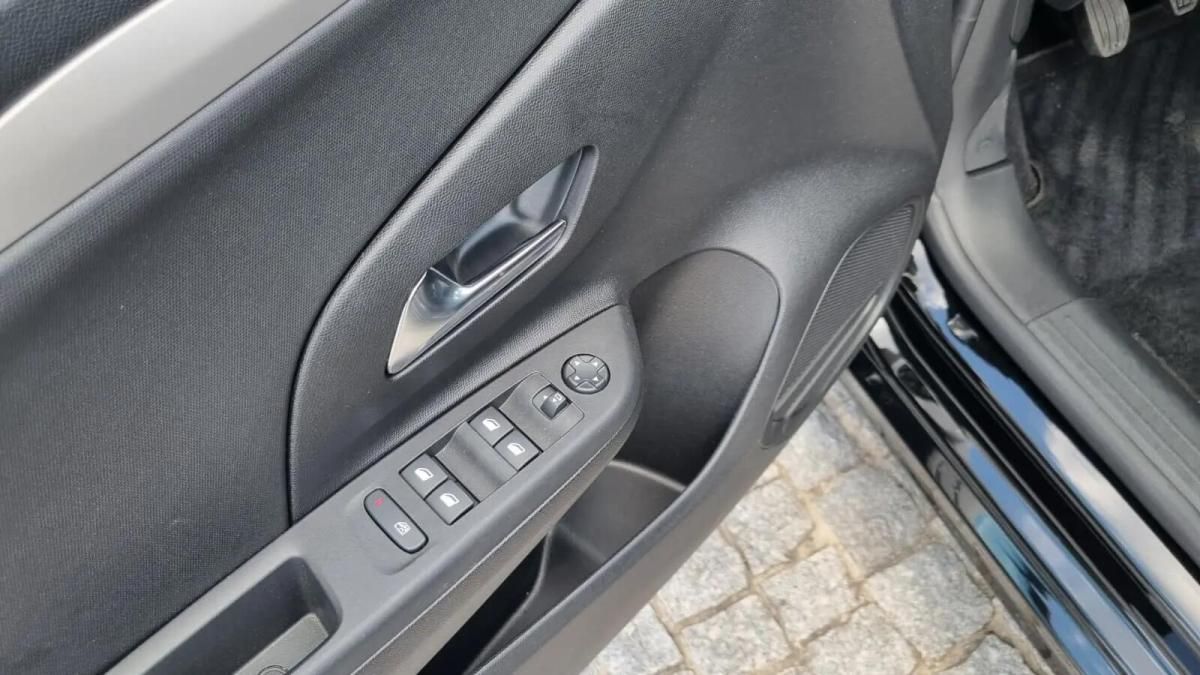 opel-corsa-2025-gasolina-1199cc