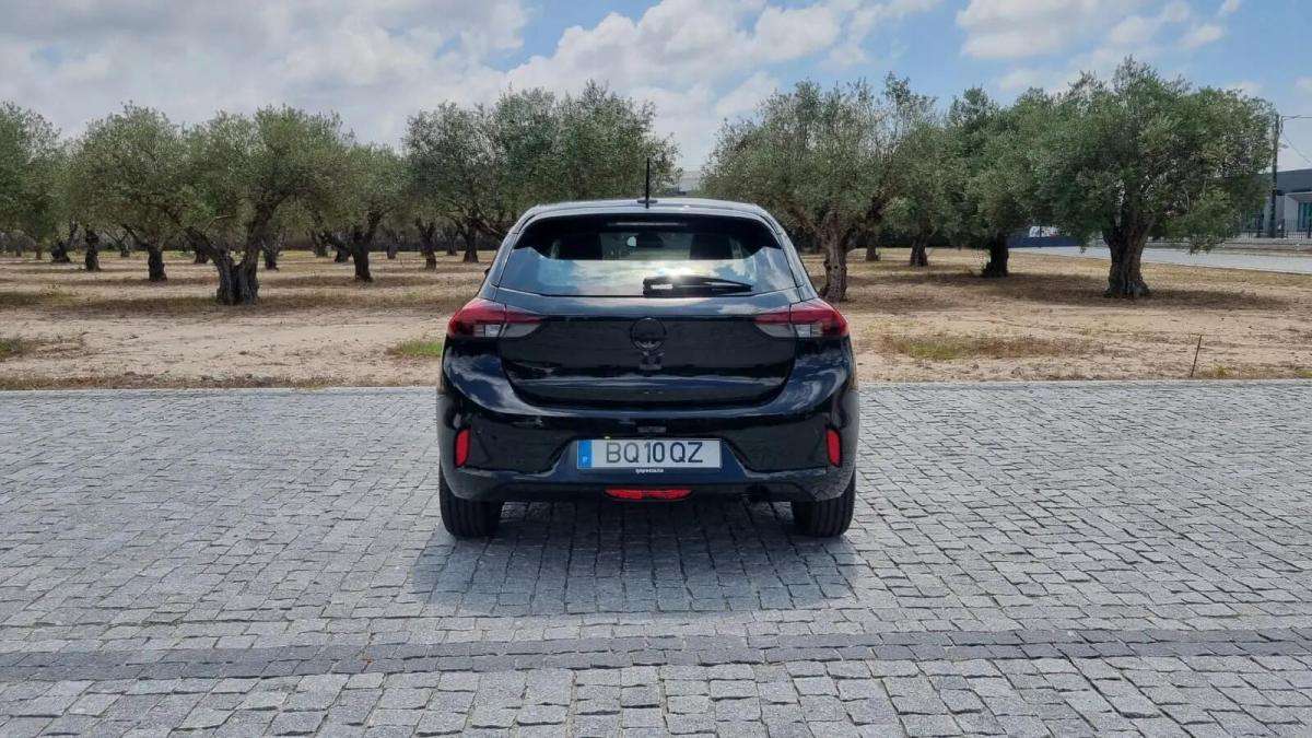opel-corsa-2025-gasolina-1199cc