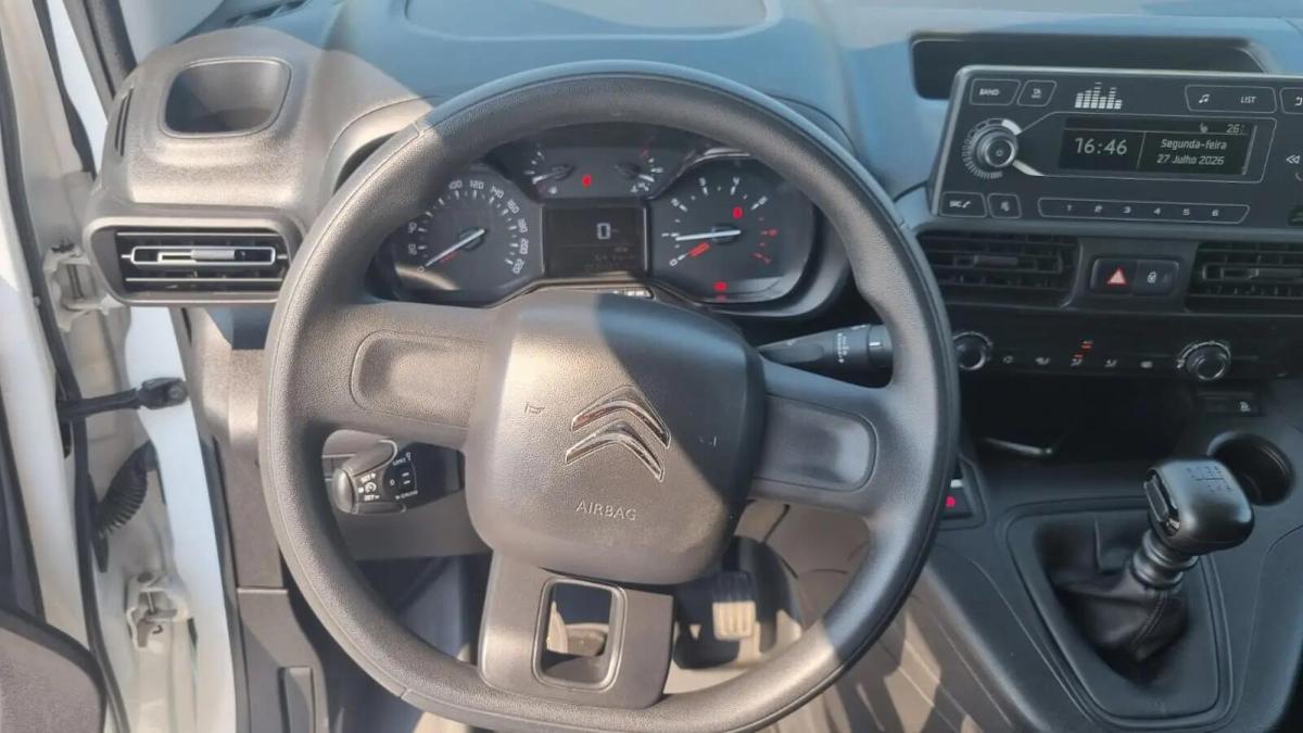 citroen-berlingo-2022-diesel-1499cc