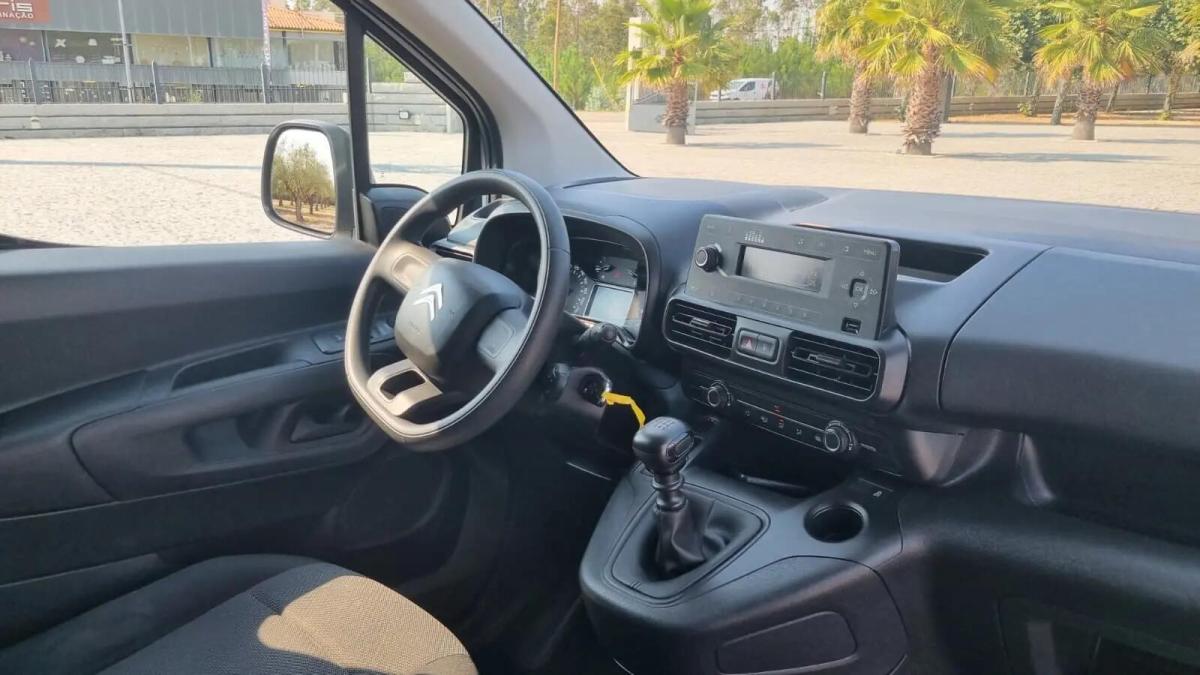 citroen-berlingo-2022-diesel-1499cc