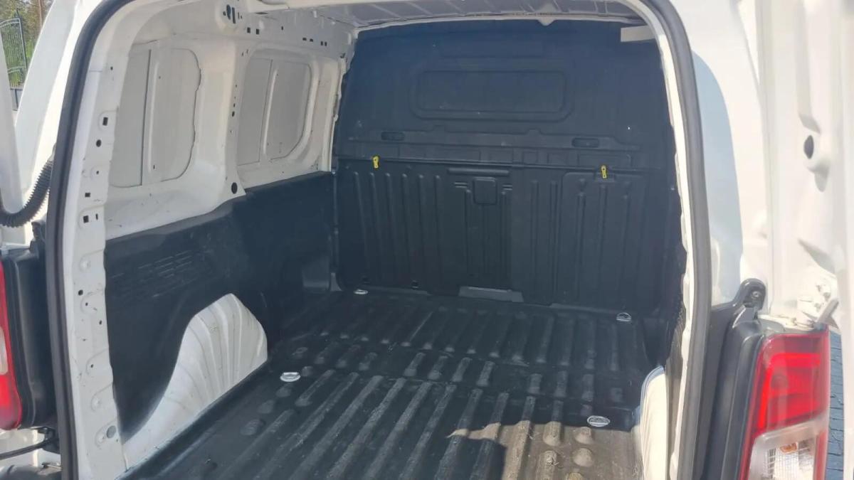 citroen-berlingo-2022-diesel-1499cc