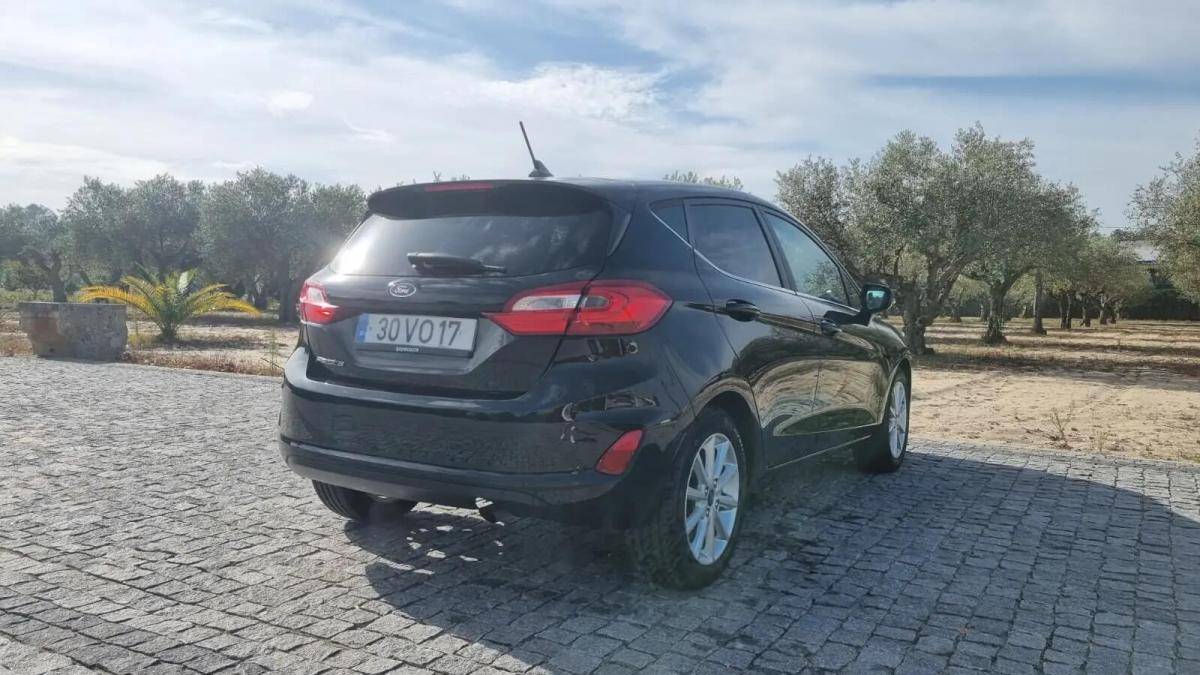 ford-fiesta-2018-gasolina-998cc