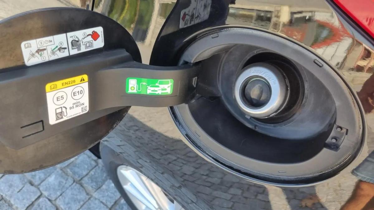 ford-fiesta-2018-gasolina-998cc