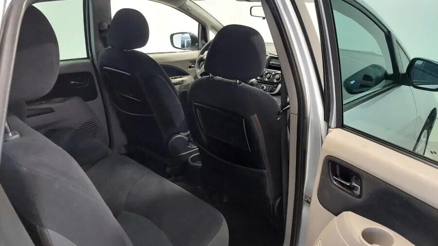 mitsubishi-grandis-2009-diesel-1968cc