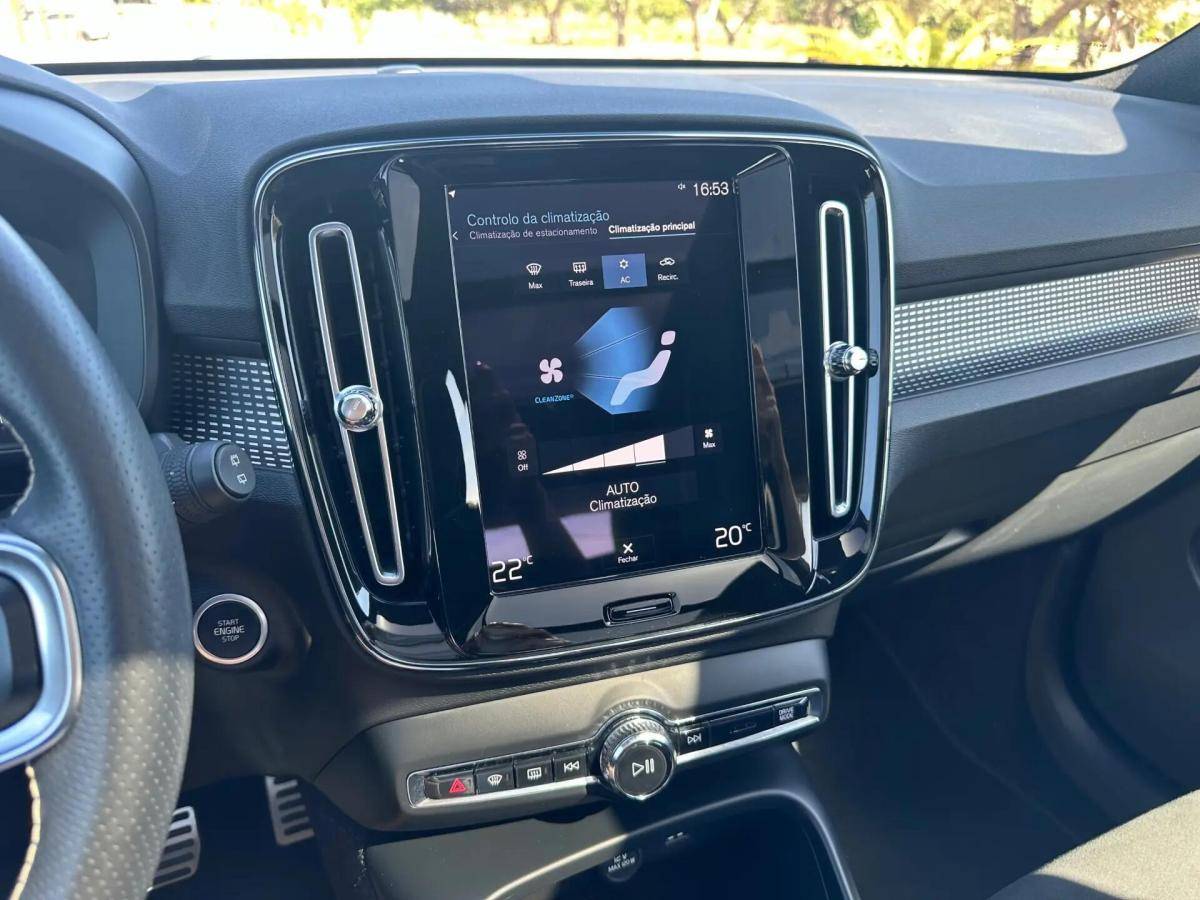 volvo-xc40-2021-gasolina-1477cc