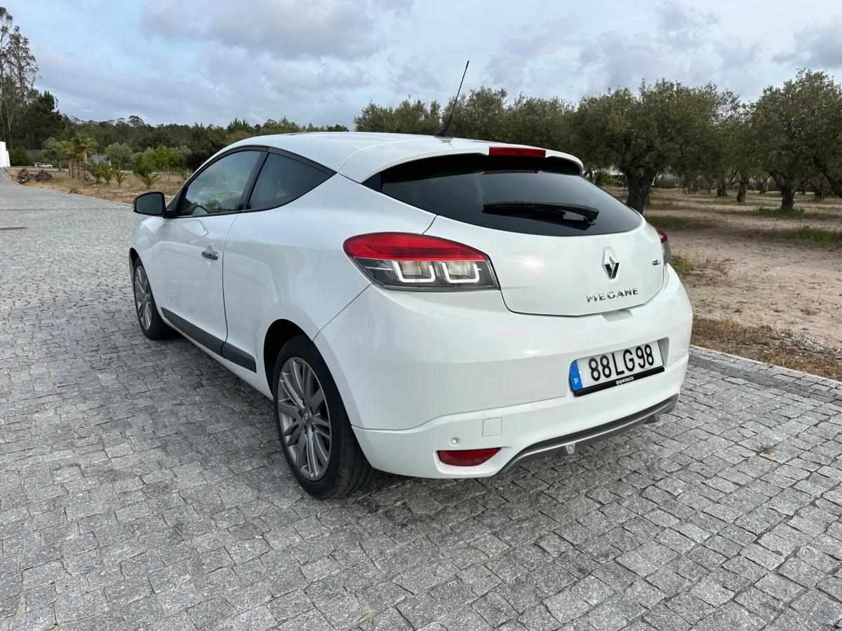 renault-megane-coupe-2011-diesel-1461cc