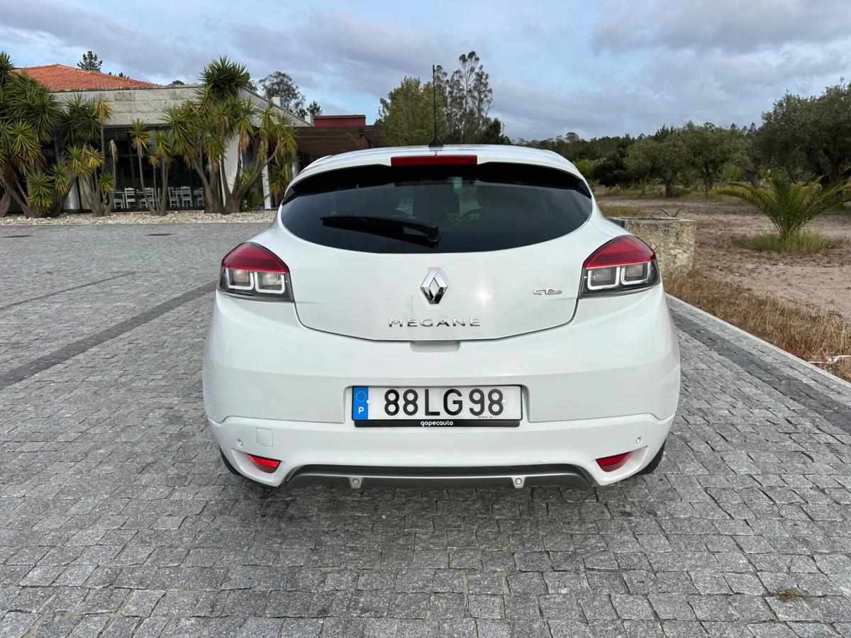 renault-megane-coupe-2011-diesel-1461cc