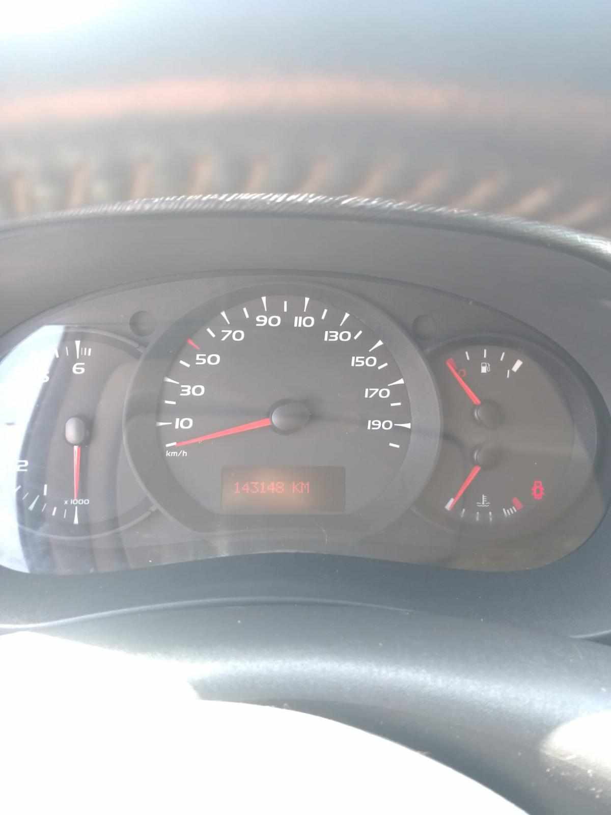 renault-kangoo-1-5-86cv-2011-diesel-1461cc