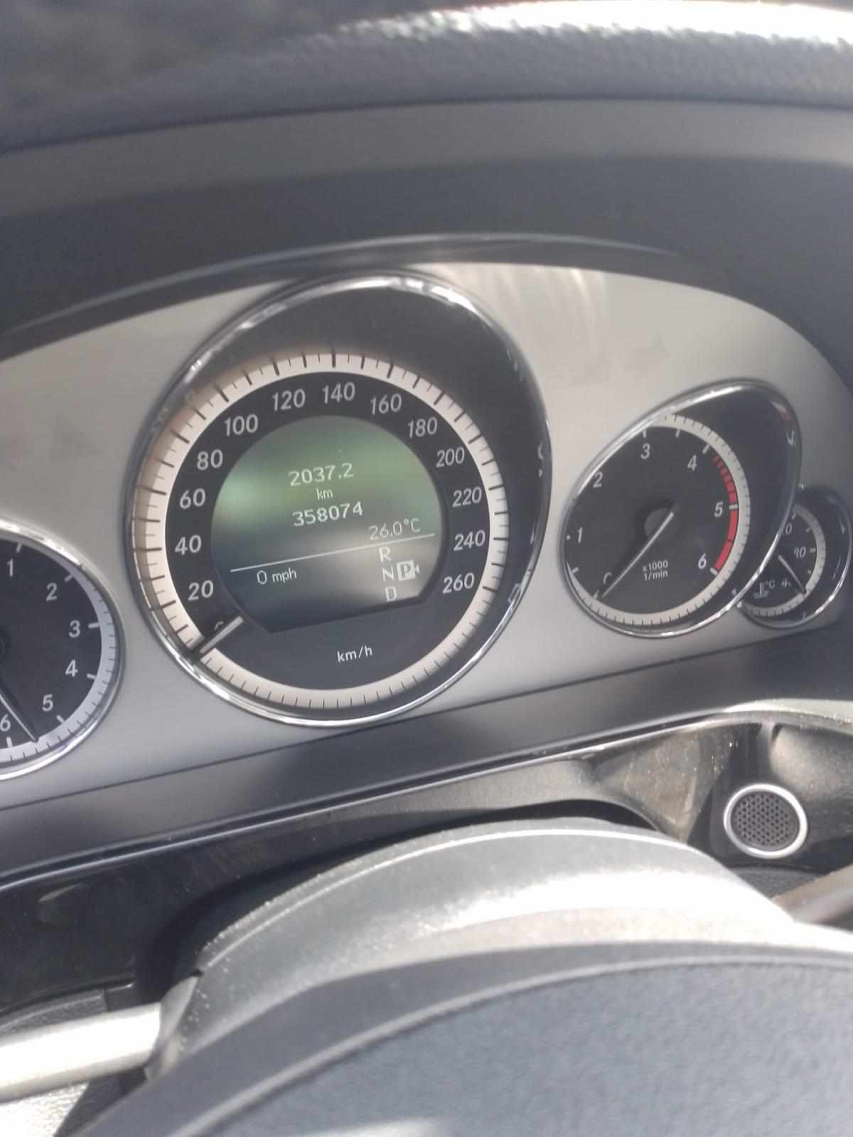 mercedes-benz-classe-e-e-300-cdi-blueefficiency-2010-diesel-2987cc