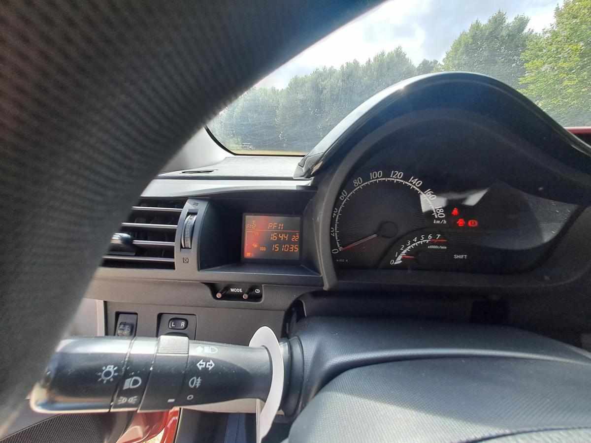toyota-iq-1-0-vvt-i-2012-gasolina-998cc