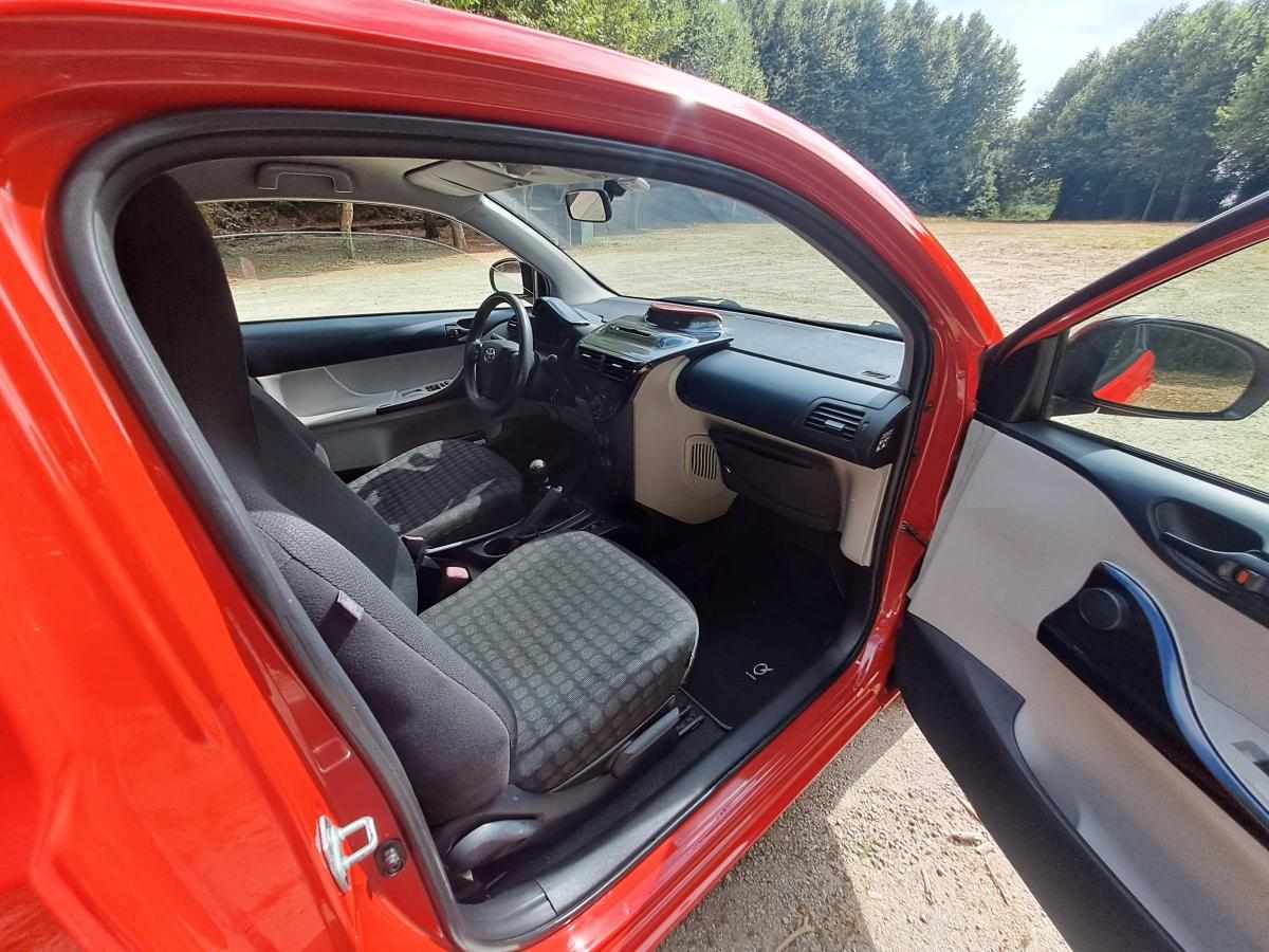 toyota-iq-1-0-vvt-i-2012-gasolina-998cc