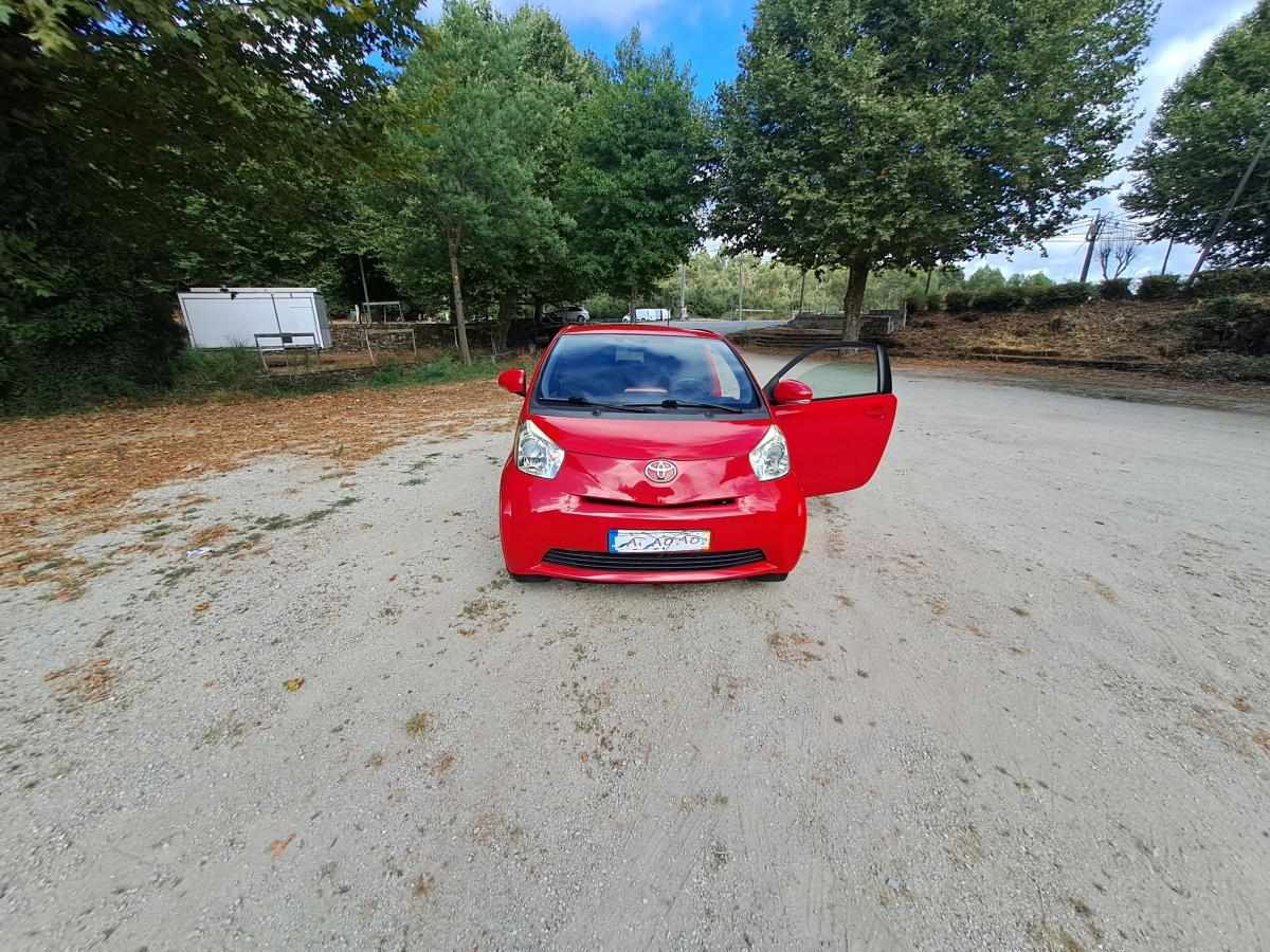 toyota-iq-1-0-vvt-i-2012-gasolina-998cc