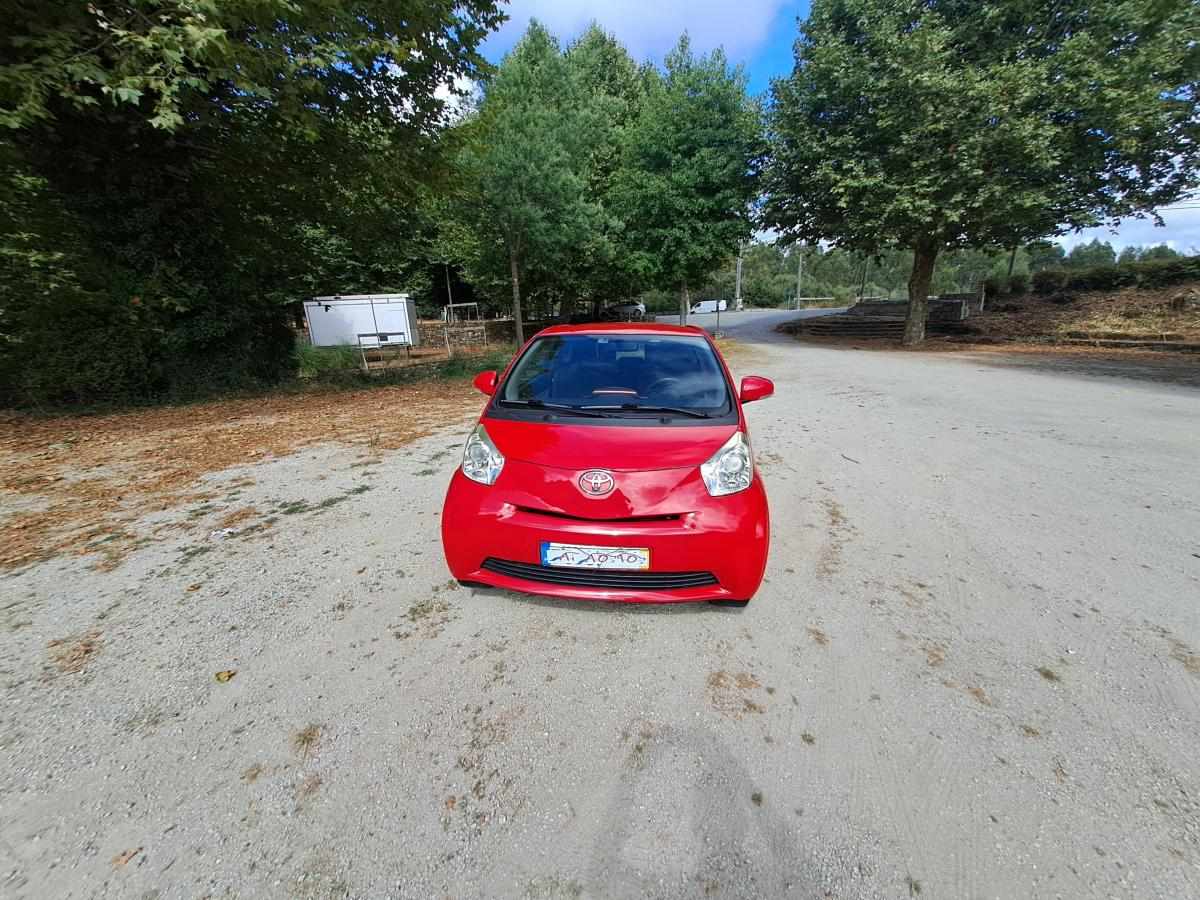 toyota-iq-1-0-vvt-i-2012-gasolina-998cc