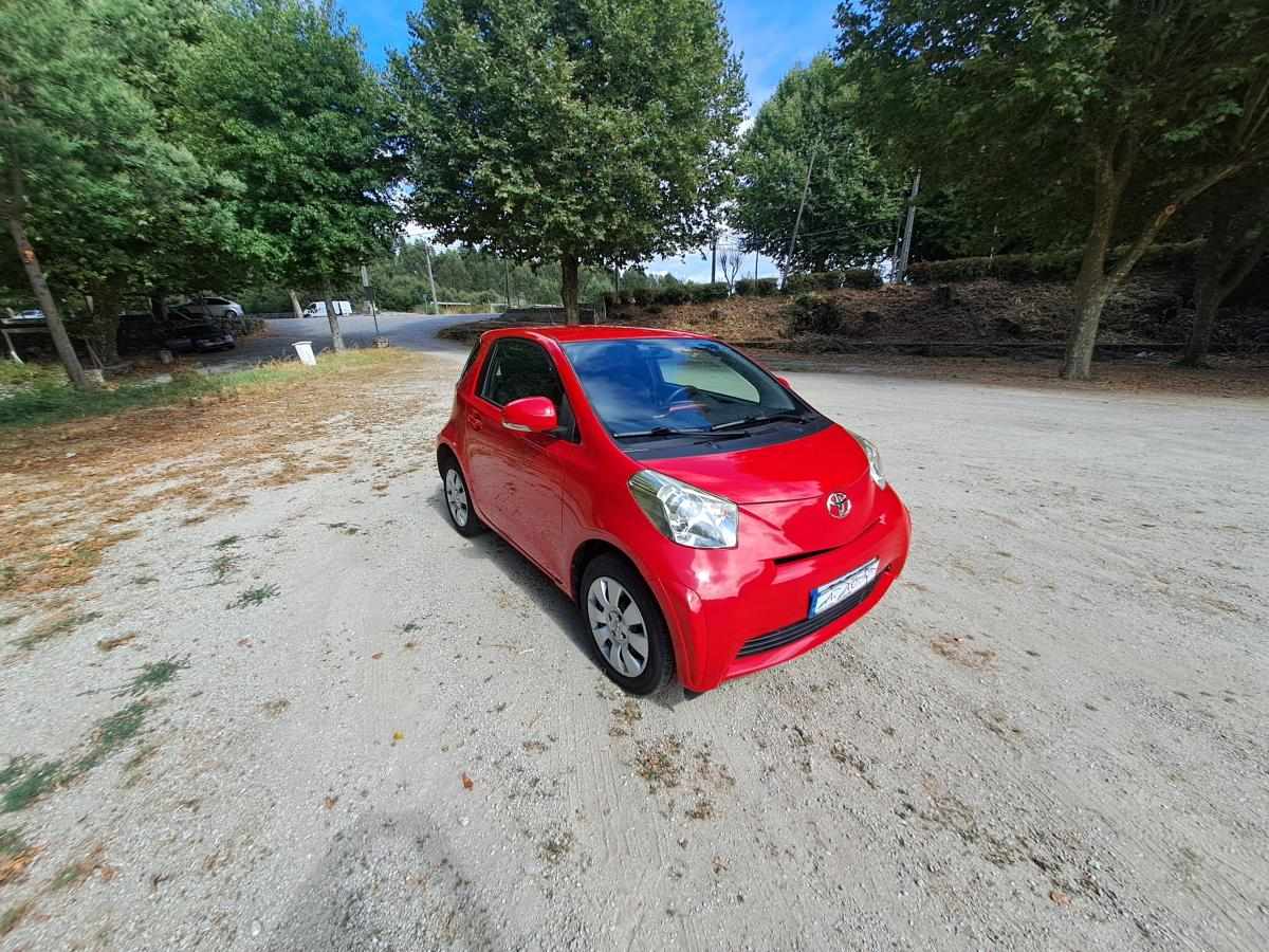 toyota-iq-1-0-vvt-i-2012-gasolina-998cc