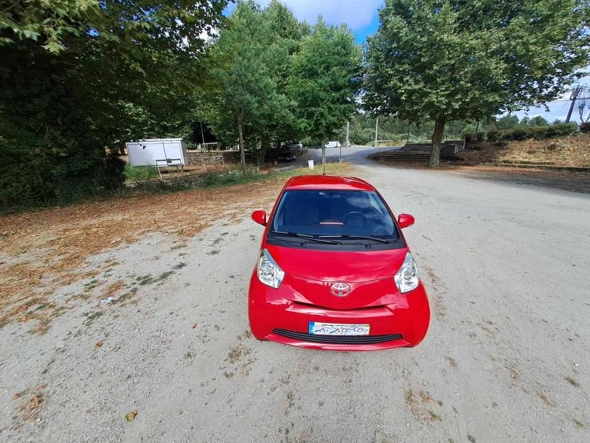 toyota-iq-1-0-vvt-i-2012-gasolina-998cc